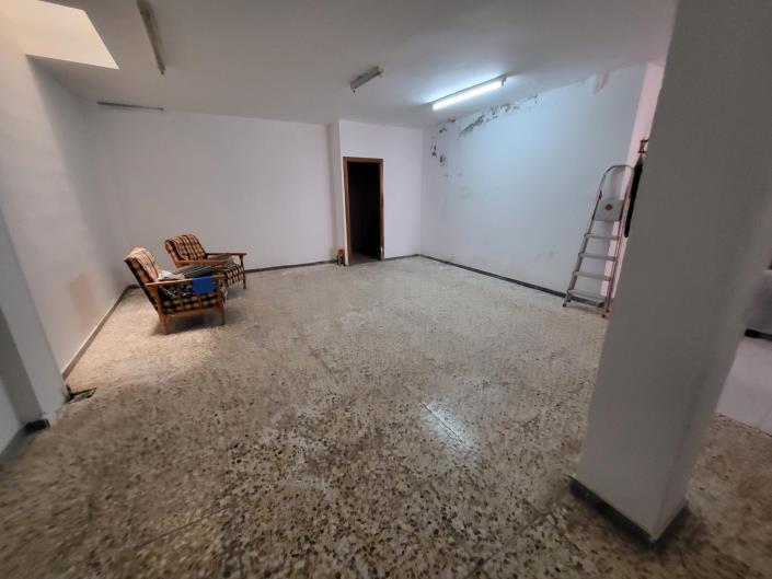 Image No.4-5 Bed Village House for sale