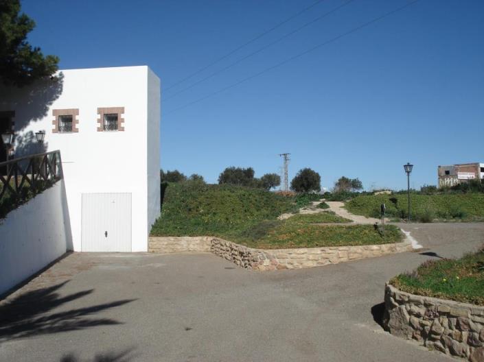 Image No.31-7 Bed Commercial for sale