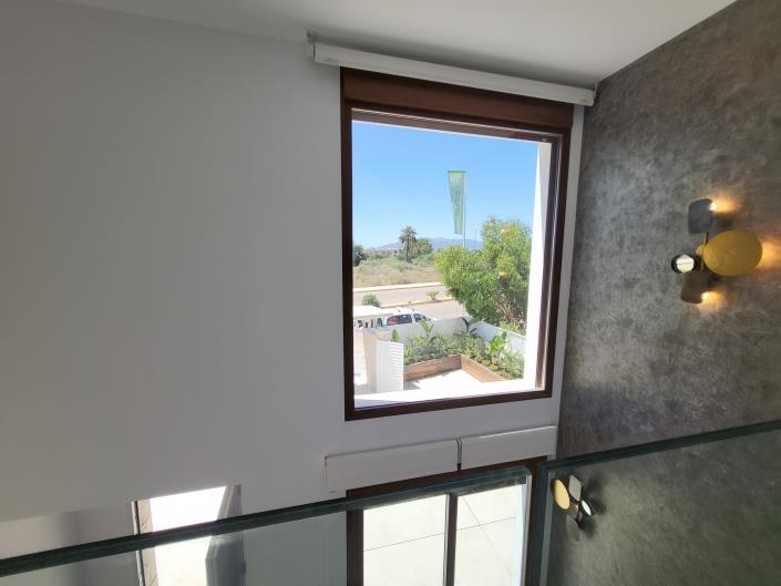 Image No.20-3 Bed Villa / Detached for sale