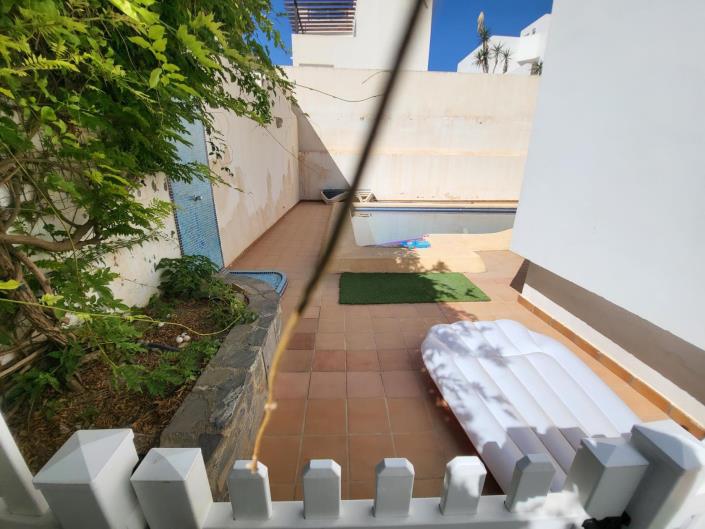 Image No.43-6 Bed Villa / Detached for sale