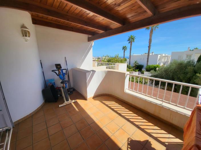 Image No.33-6 Bed Villa / Detached for sale