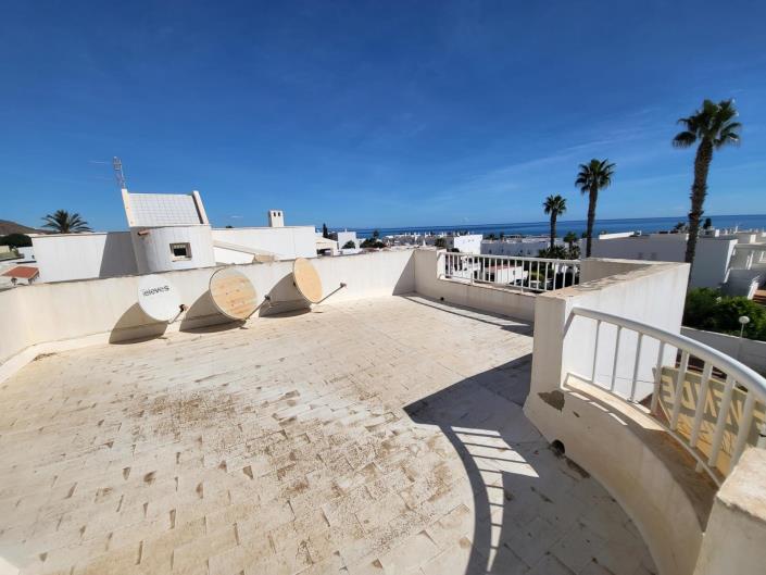 Image No.35-6 Bed Villa / Detached for sale