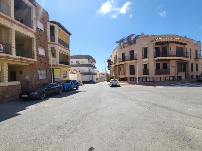 Image No.28-5 Bed House for sale