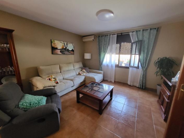 Image No.3-5 Bed House for sale