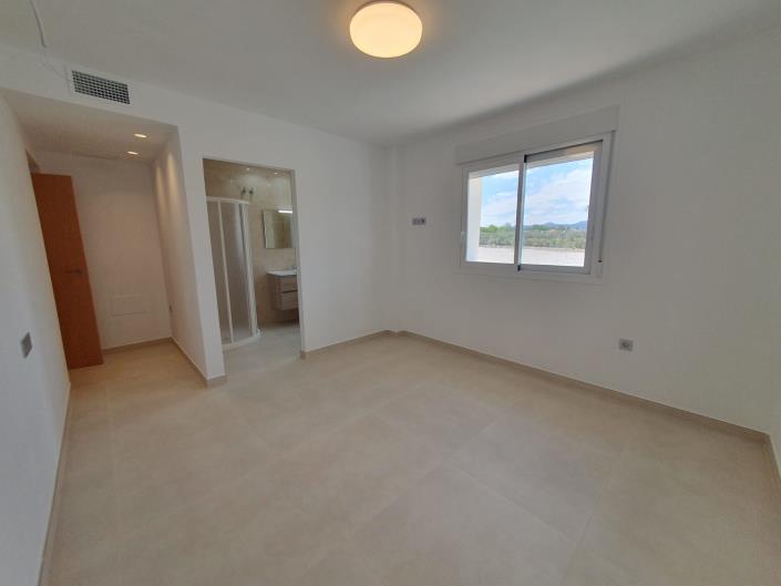 Image No.15-5 Bed Villa / Detached for sale