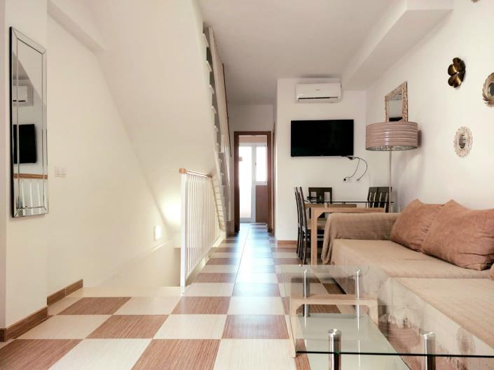 Image No.6-3 Bed House for sale