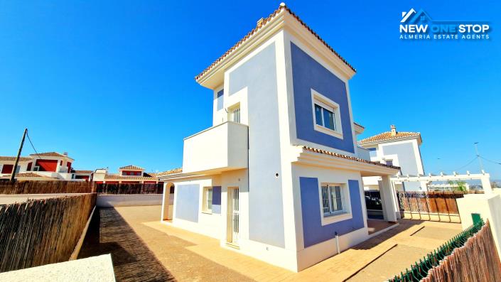Image No.5-3 Bed Villa / Detached for sale