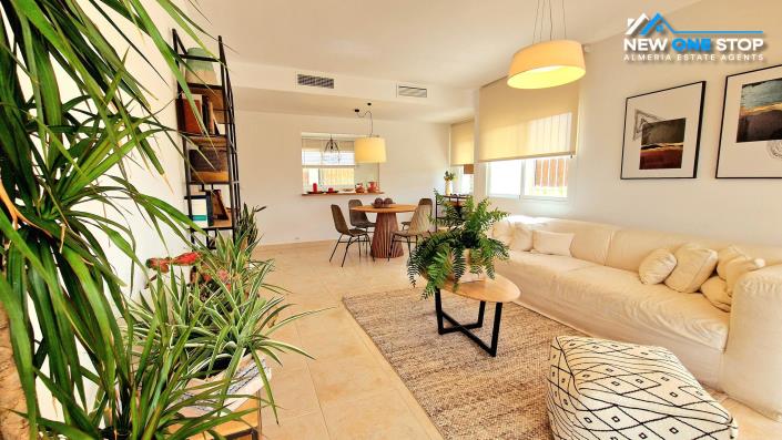 Image No.7-4 Bed Villa / Detached for sale