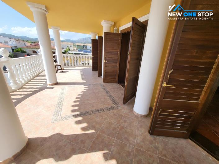 Image No.48-9 Bed Villa for sale