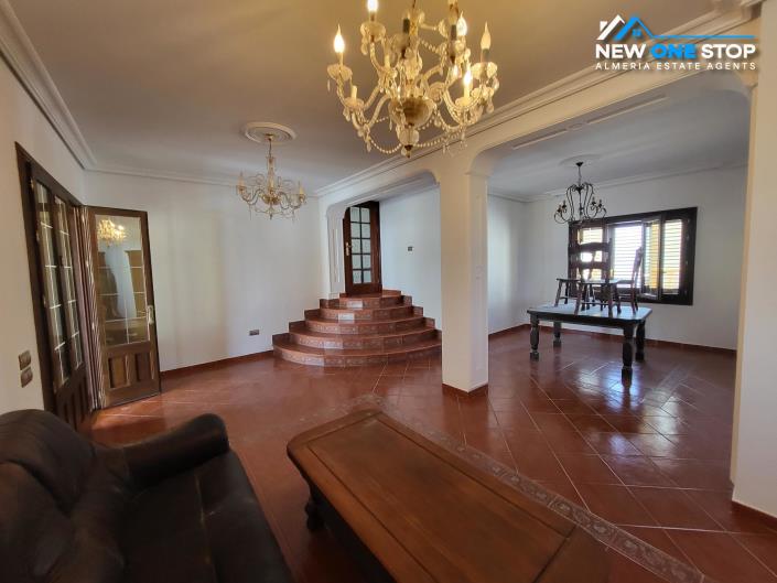 Image No.14-Villa de 9 chambres à vendre à Barriada de Cela