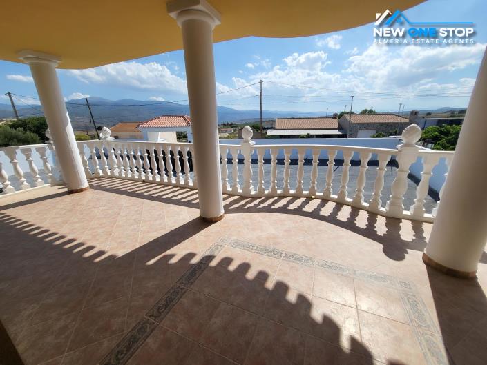 Image No.25-Villa de 9 chambres à vendre à Barriada de Cela