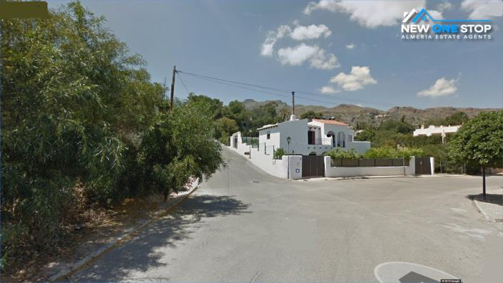 Image No.1-4 Bed Villa for sale