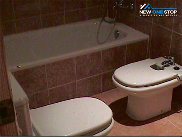 Image No.11-3 Bed Apartment for sale