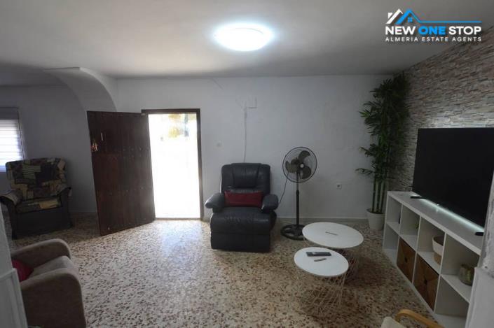 Image No.17-4 Bed Semi-Detached for sale