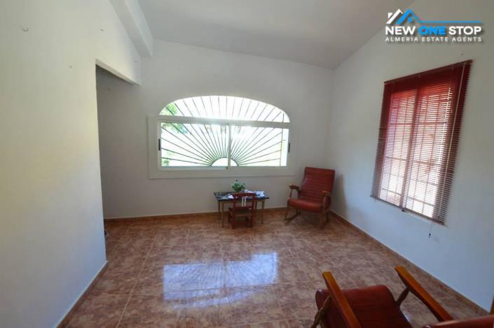 Image No.5-4 Bed Semi-Detached for sale