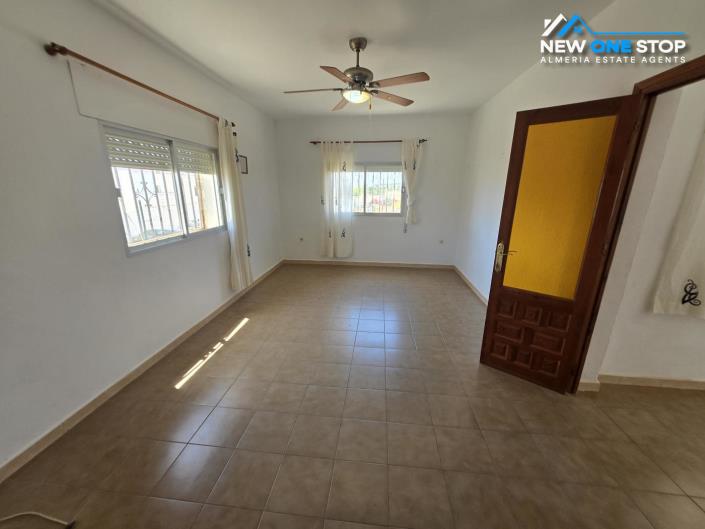 Image No.7-3 Bed Villa for sale