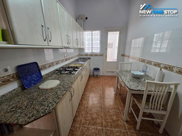 Image No.4-3 Bed House for sale