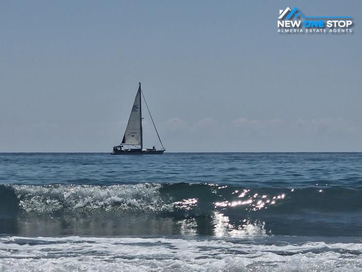 Image No.18-3 Bed Apartment for sale