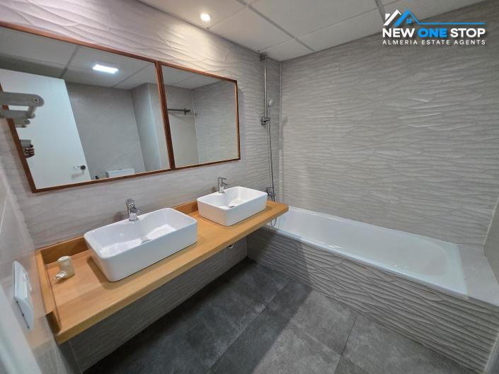 Image No.12-3 Bed Apartment for sale