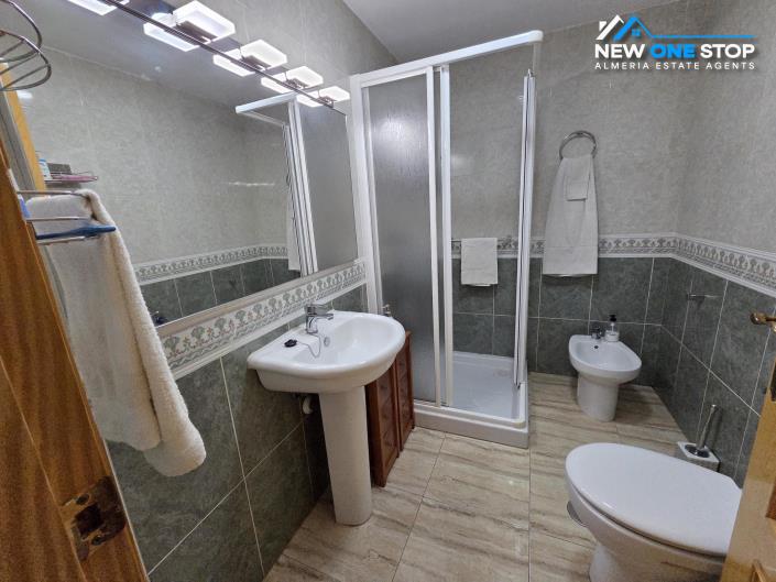 Image No.15-3 Bed Apartment for sale