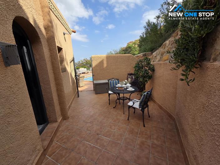 Image No.22-3 Bed House for sale