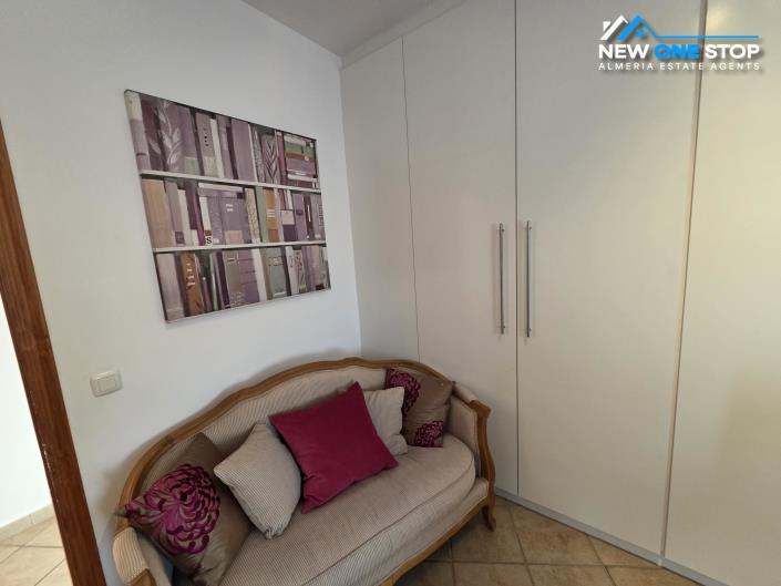 Image No.41-3 Bed House for sale