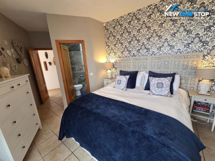 Image No.28-3 Bed House for sale