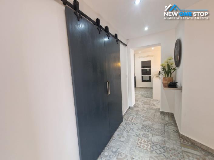 Image No.19-3 Bed House for sale