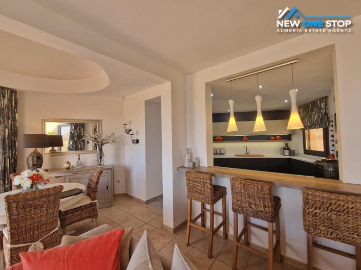 Image No.13-3 Bed House for sale