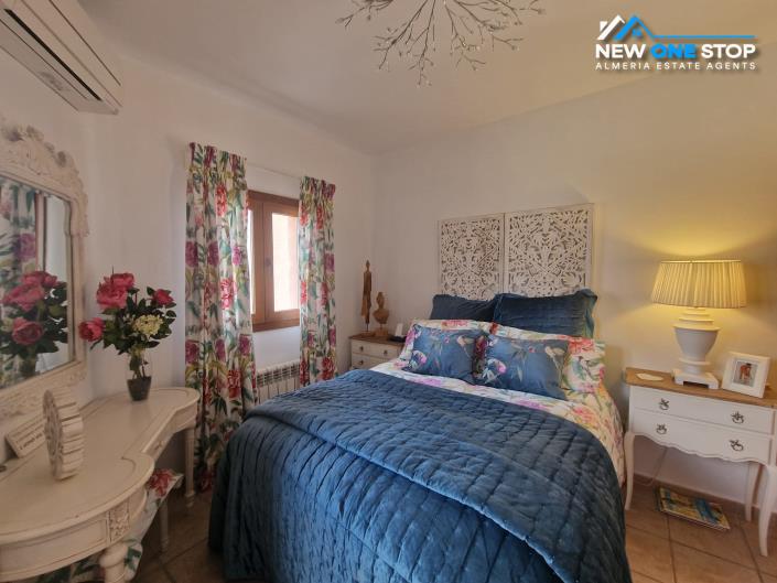 Image No.36-3 Bed House for sale