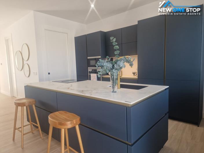 Image No.9-3 Bed Villa / Detached for sale