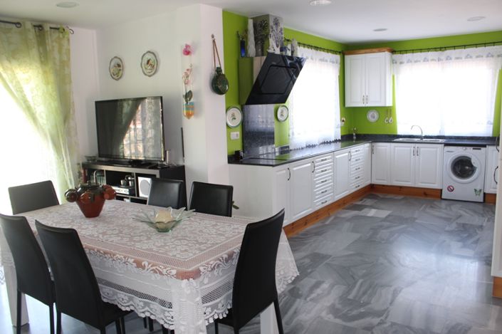 Image No.10-3 Bed Villa for sale