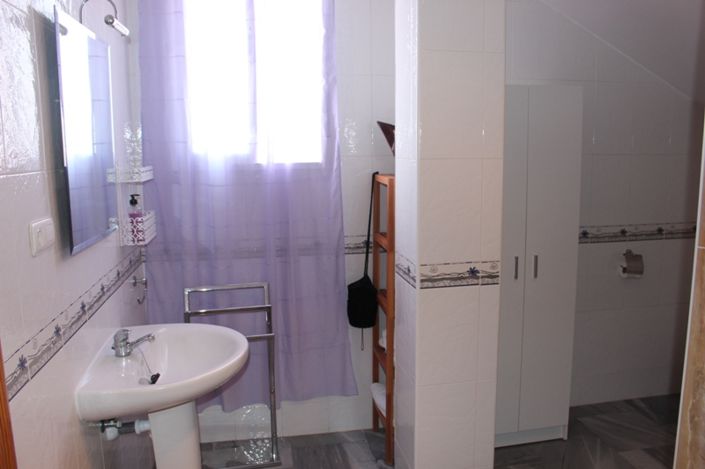 Image No.17-3 Bed Villa for sale