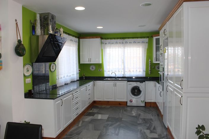 Image No.9-3 Bed Villa for sale