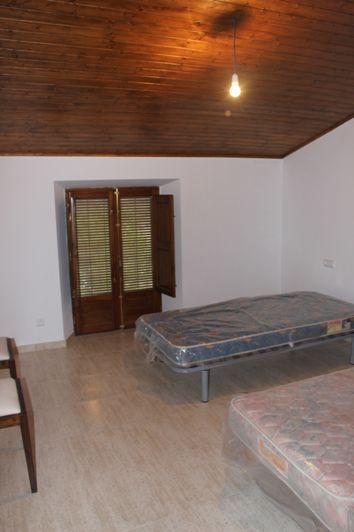 Image No.12-4 Bed Village House for sale