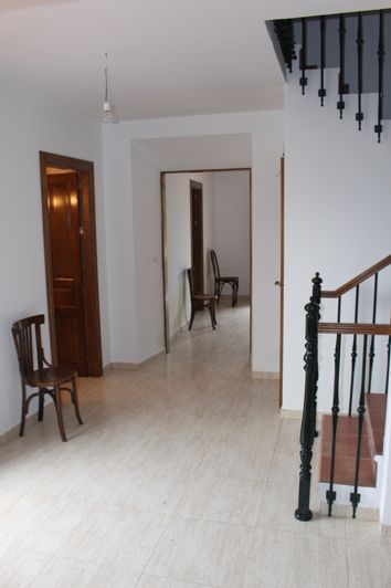 Image No.6-4 Bed Village House for sale