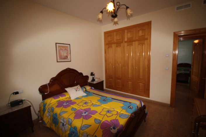 Image No.14-3 Bed Villa for sale