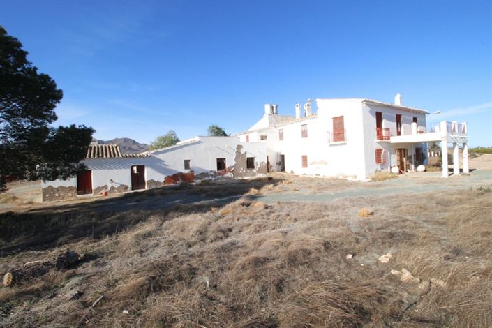 Image No.7-8 Bed Cortijo for sale