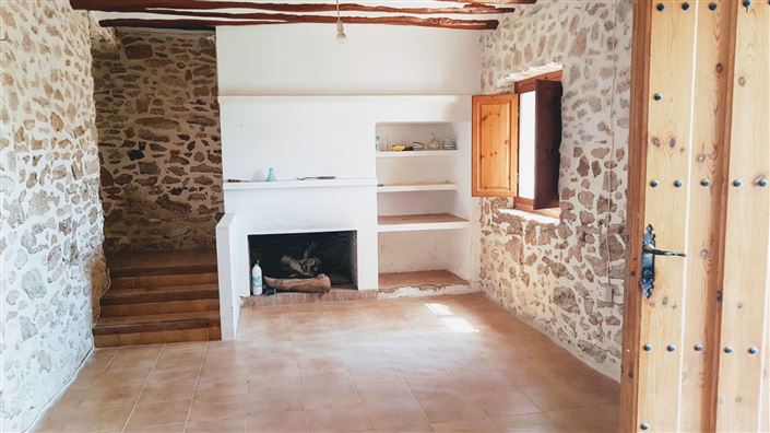 Image No.10-8 Bed Cortijo for sale