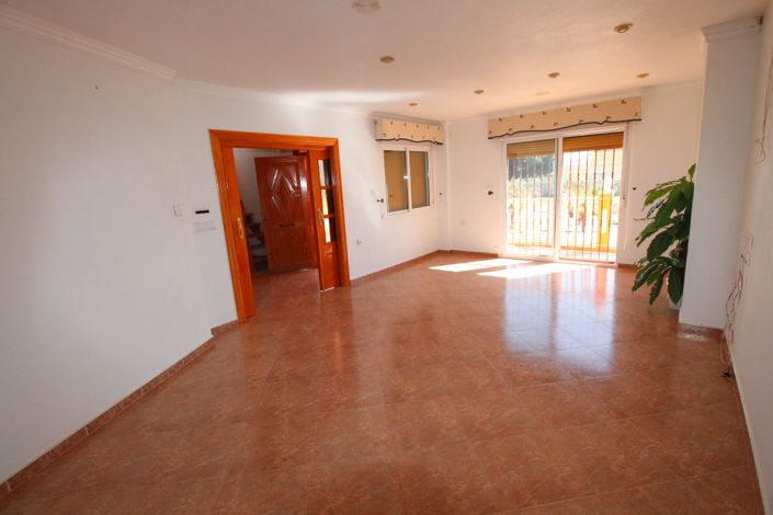 Image No.11-5 Bed Villa for sale