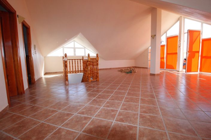 Image No.20-5 Bed Villa for sale