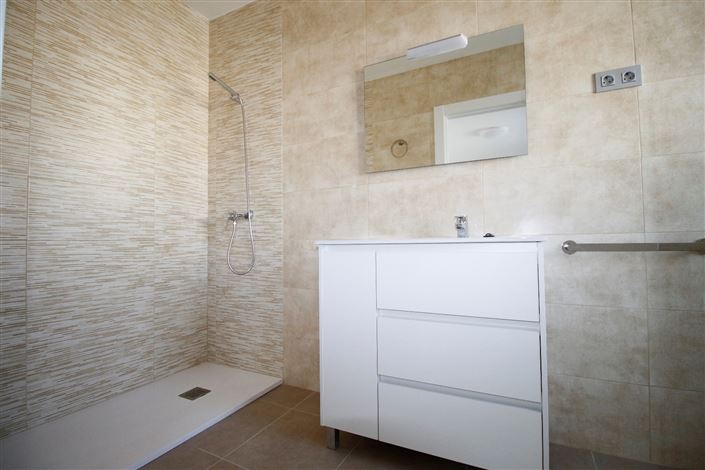 Image No.31-3 Bed Villa for sale