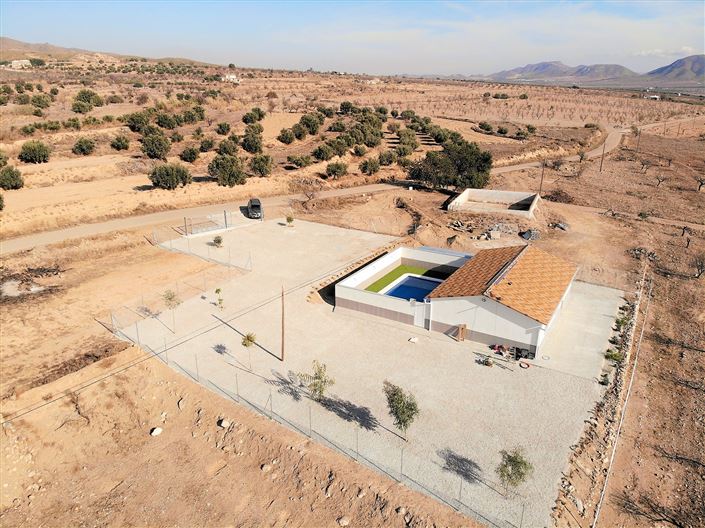 Image No.6-3 Bed Villa for sale