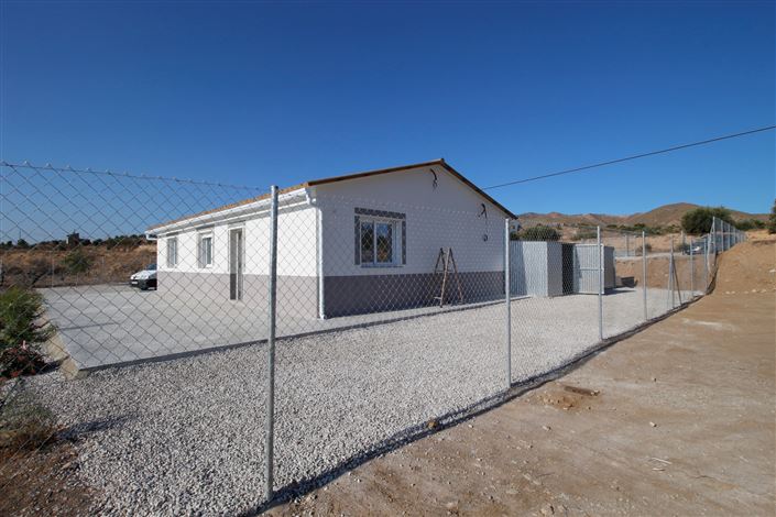 Image No.9-3 Bed Villa for sale