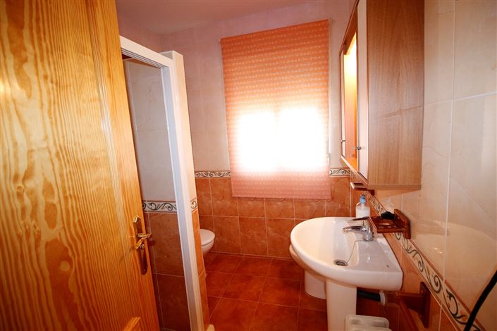 Image No.23-4 Bed Villa for sale