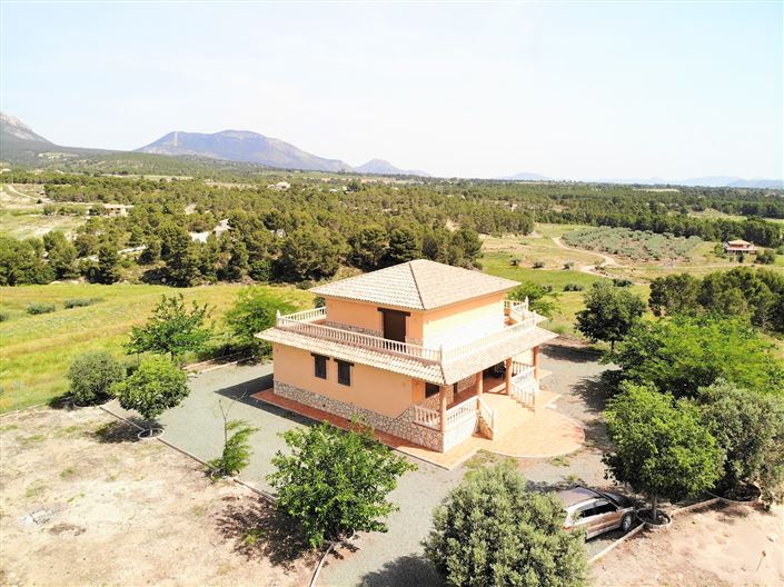 Image No.3-4 Bed Villa for sale