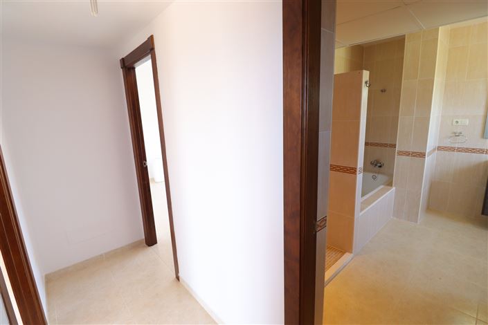 Image No.31-4 Bed Villa for sale