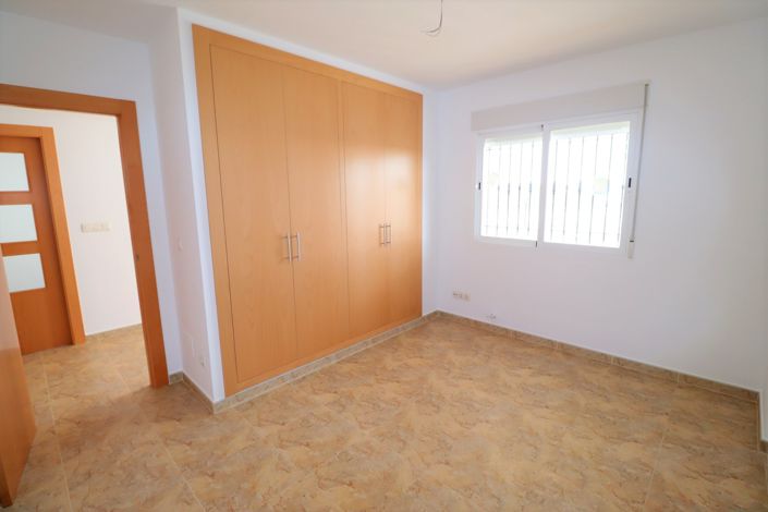 Image No.17-5 Bed Villa for sale