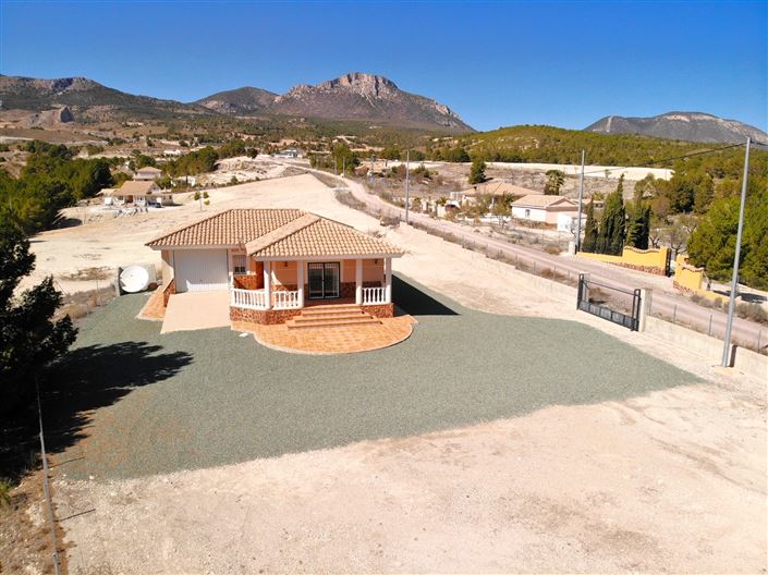 Image No.3-3 Bed Villa for sale