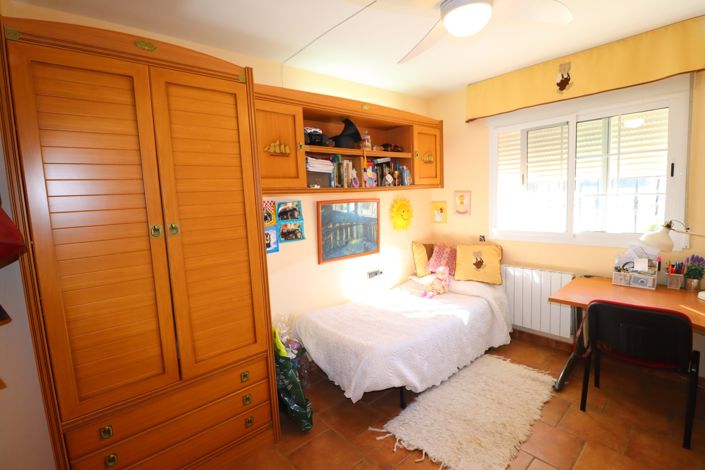 Image No.20-5 Bed Villa for sale